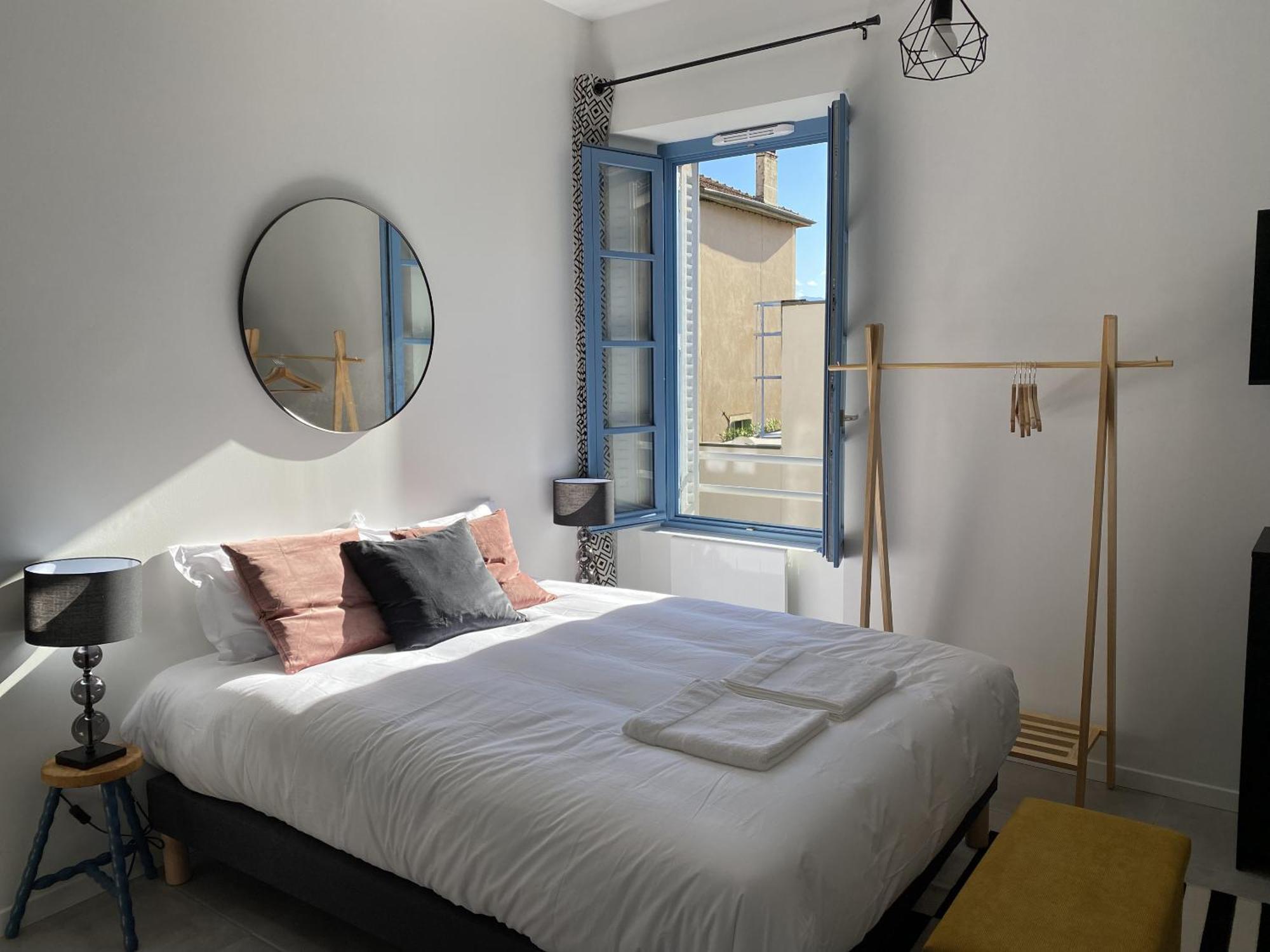 Le Jules Appart'Hotel Romans-sur-Isère Kamer foto
