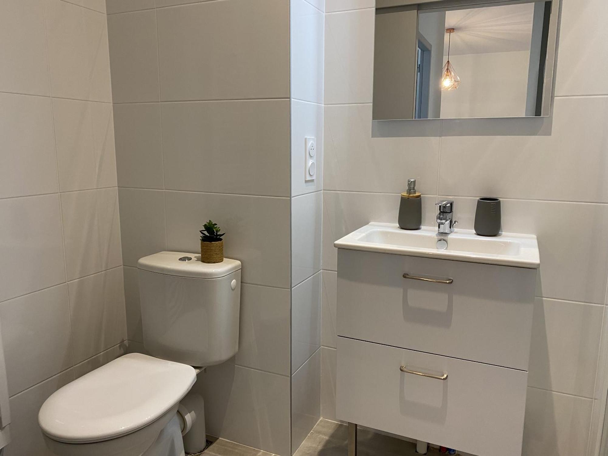 Le Jules Appart'Hotel Romans-sur-Isère Kamer foto