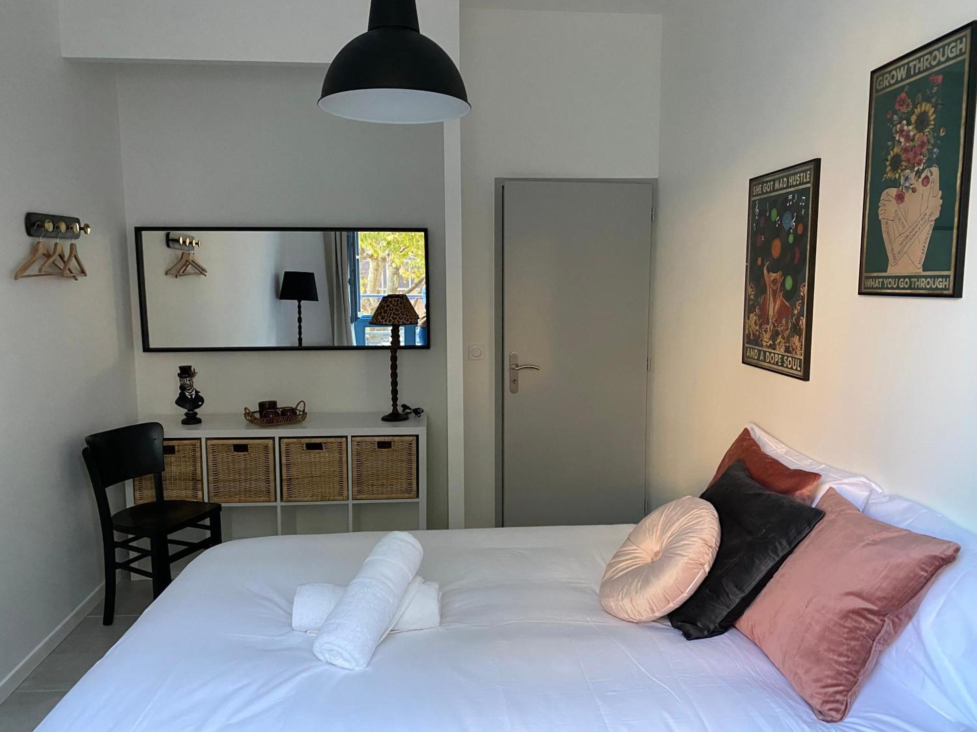 Le Jules Appart'Hotel Romans-sur-Isère Buitenkant foto